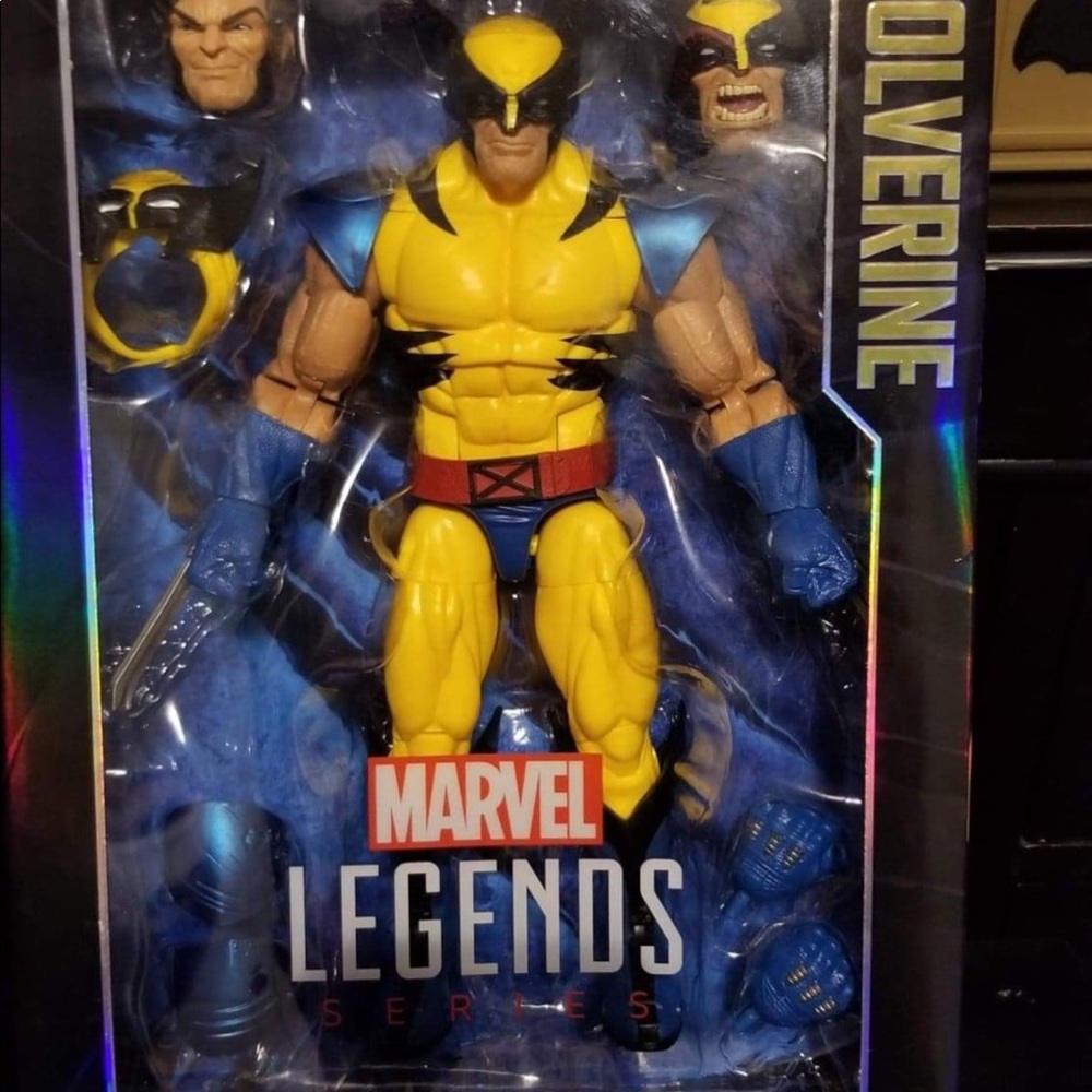 Hasbro “12” Wolverine Collectible